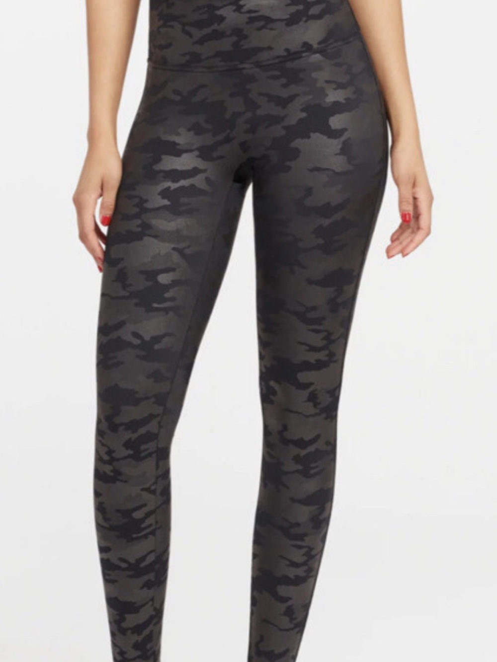 High-Waist Green Camo Leggings - Women Pants & Jumpsuits